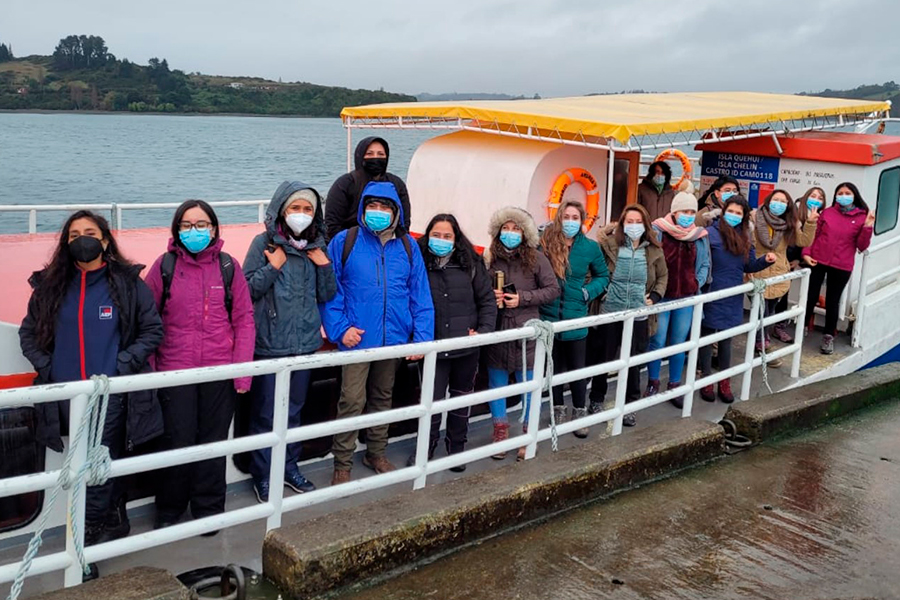 Isla Quehui: estudiantes de Trabajo Social inician labores para aportar al Plan de Desarrollo Sostenible Local