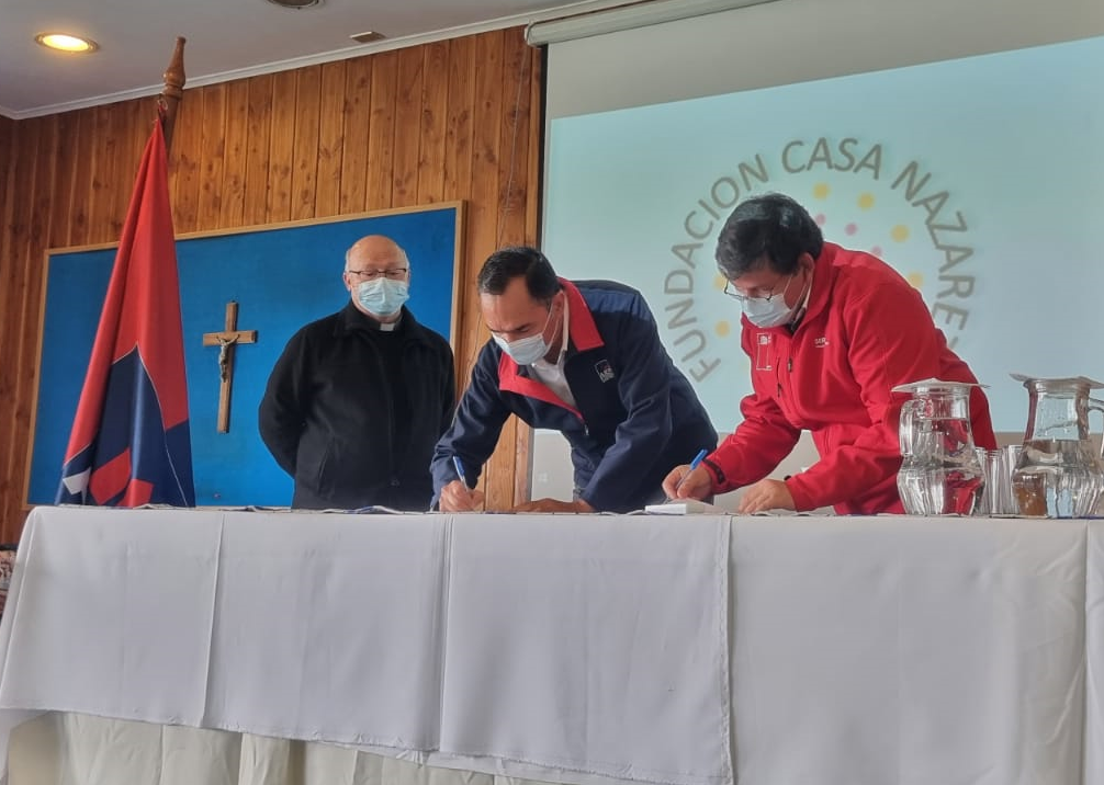 En el Día Internacional de la Discapacidad AIEP Puerto Montt firma convenio con Fundación Casa Nazareth y Seremi de Desarrollo Social