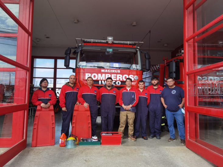 Proyecto de VcM AIEP Concepción: estudiantes realizan diagnósticos preventivos a carros de Bomberos en Talcahuano