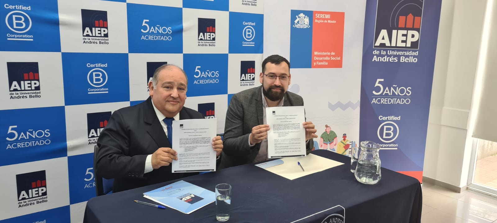 AIEP Talca firma convenio de VcM con Seremi de Desarrollo Social de Maule