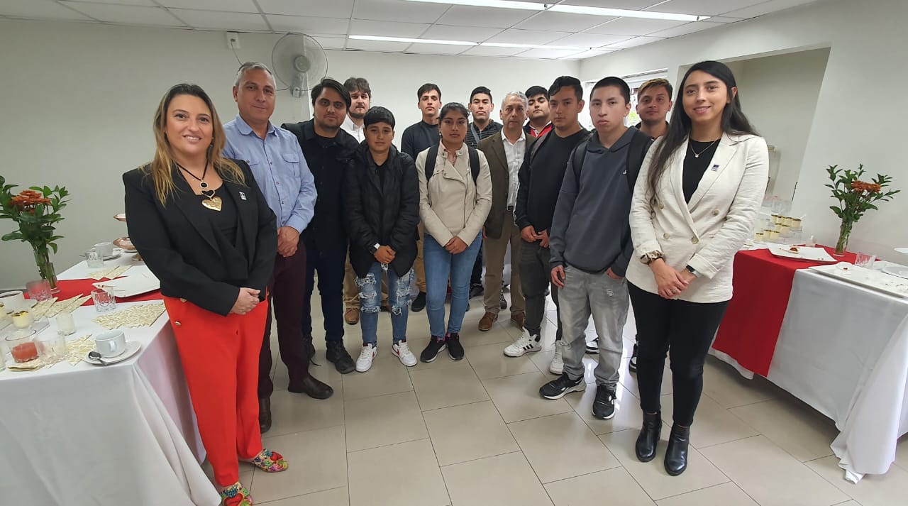 AIEP Concepción efectúa cierre de proyecto VcM: Diagnósticos Preventivos del Sistema de Dirección y Suspensión de carros de la Compañía de Bomberos de Talcahuano