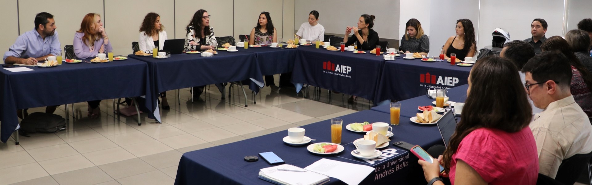 AIEP lidera la formación en cuidados y creará un nuevo curso para niños, niñas y adolescentes